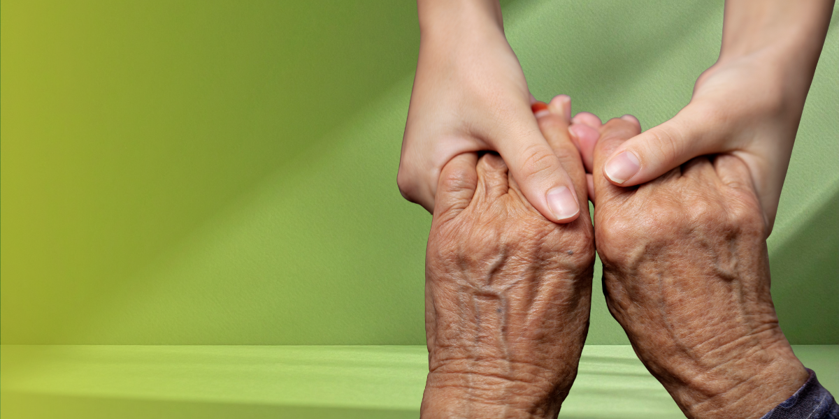 CHĂM SÓC NGƯỜI CAO TUỔI